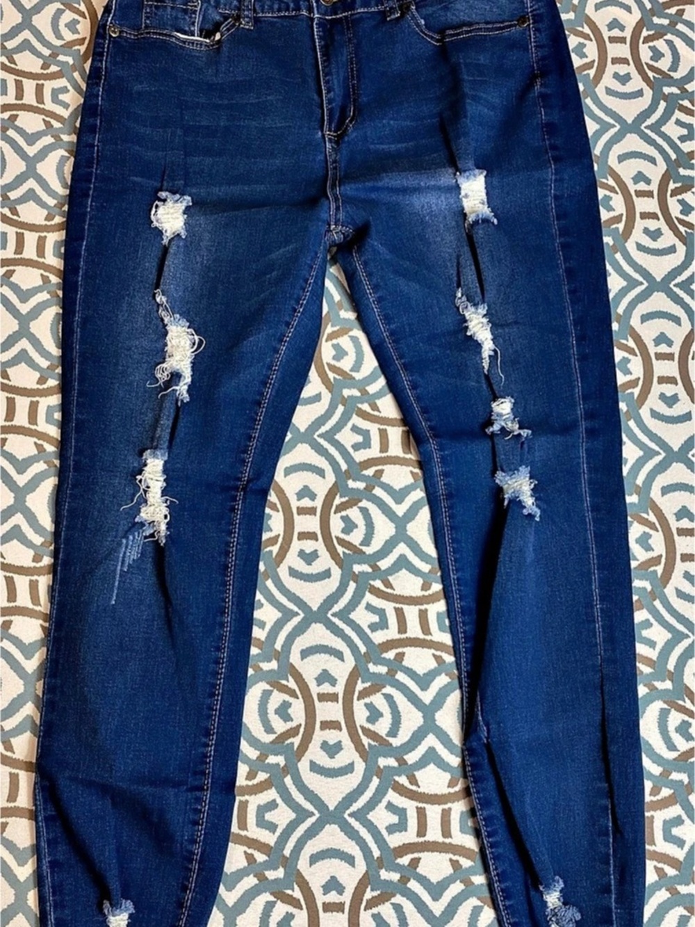 Celebrity Pink Ripped Skinny Jeans Distressed Blue Waist 13/31